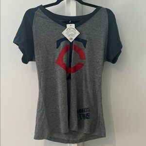 Genuine Merchandise Gray and Navy Women's Minnesota Twins tee